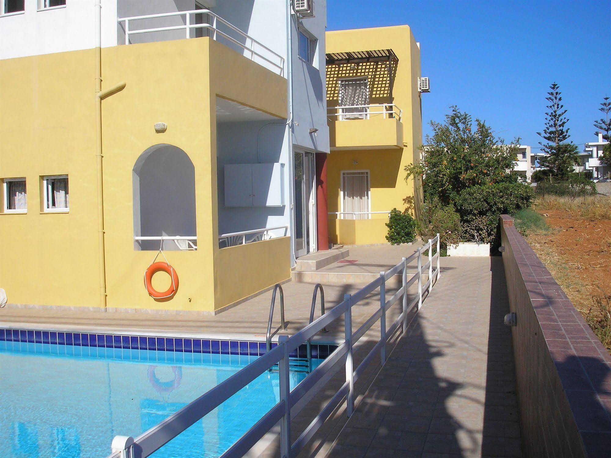 Dimitra Apartments Гуве Экстерьер фото
