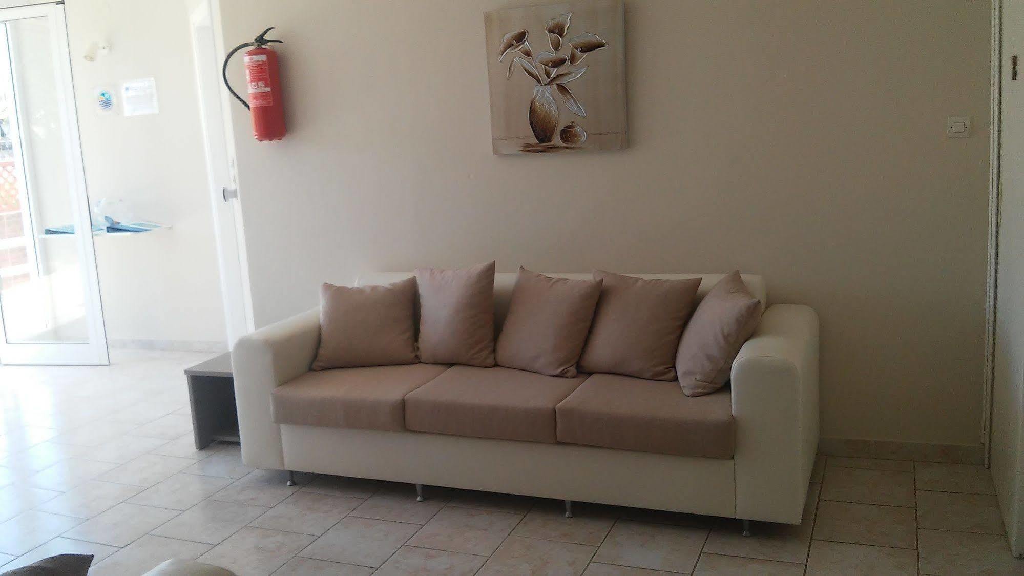 Dimitra Apartments Гуве Экстерьер фото