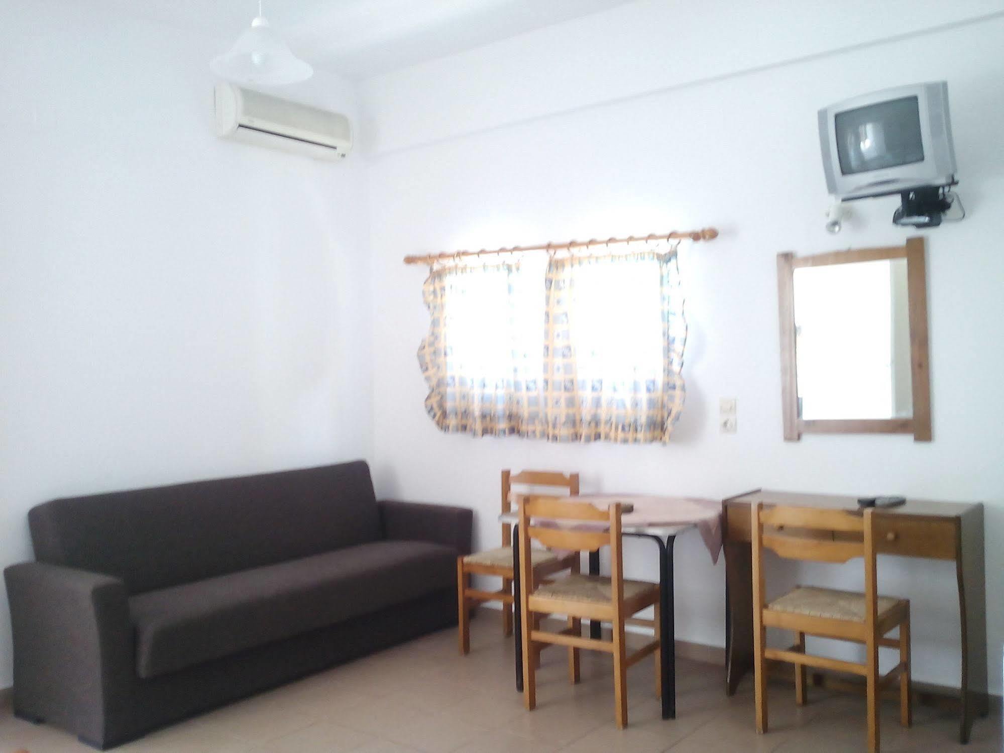 Dimitra Apartments Гуве Экстерьер фото