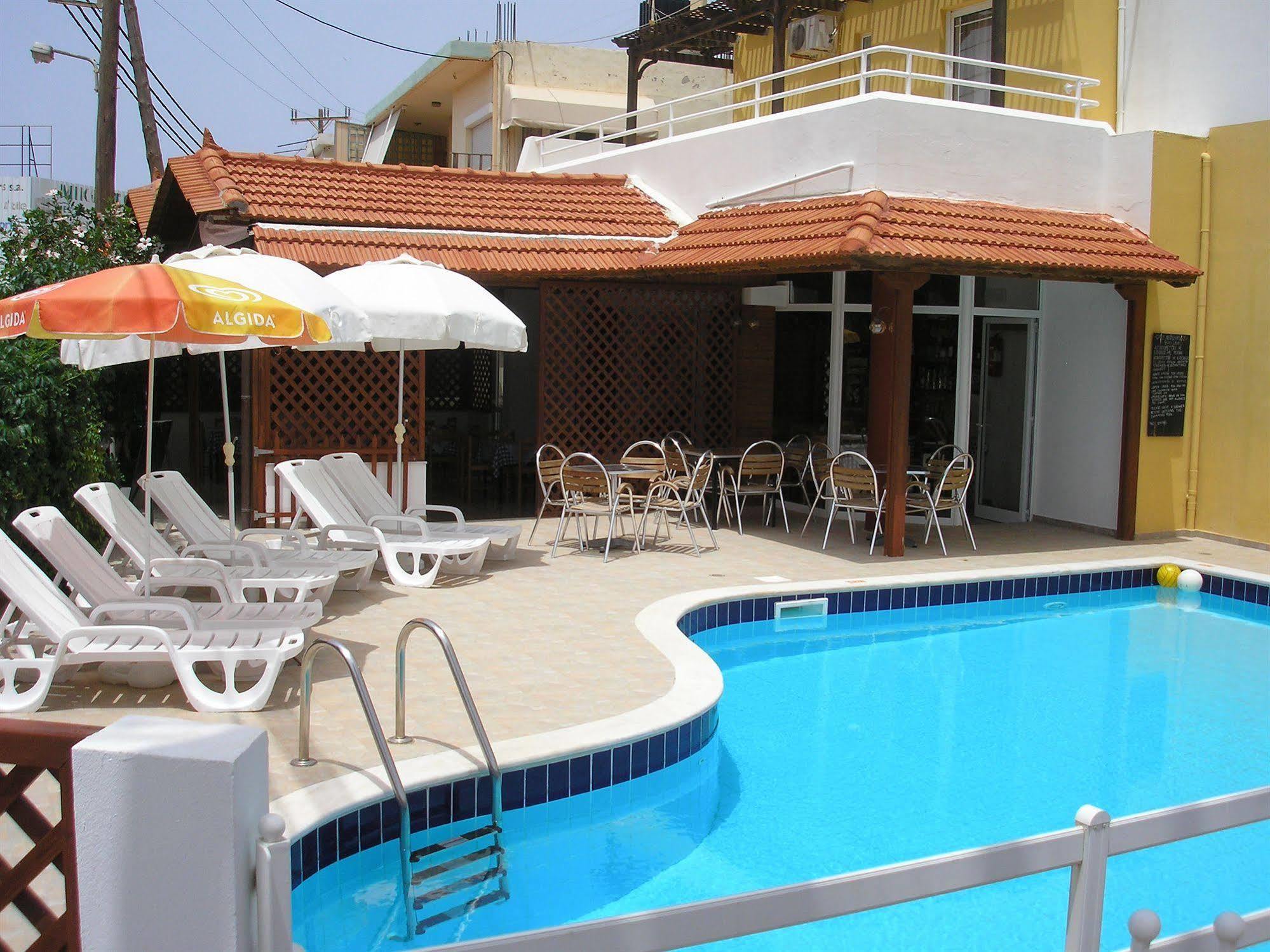 Dimitra Apartments Гуве Экстерьер фото