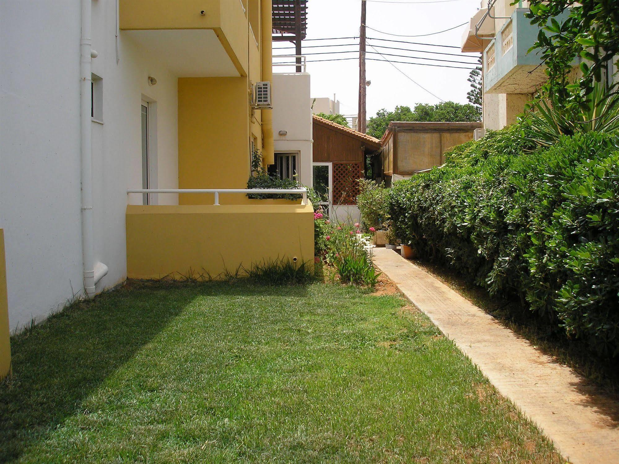 Dimitra Apartments Гуве Экстерьер фото